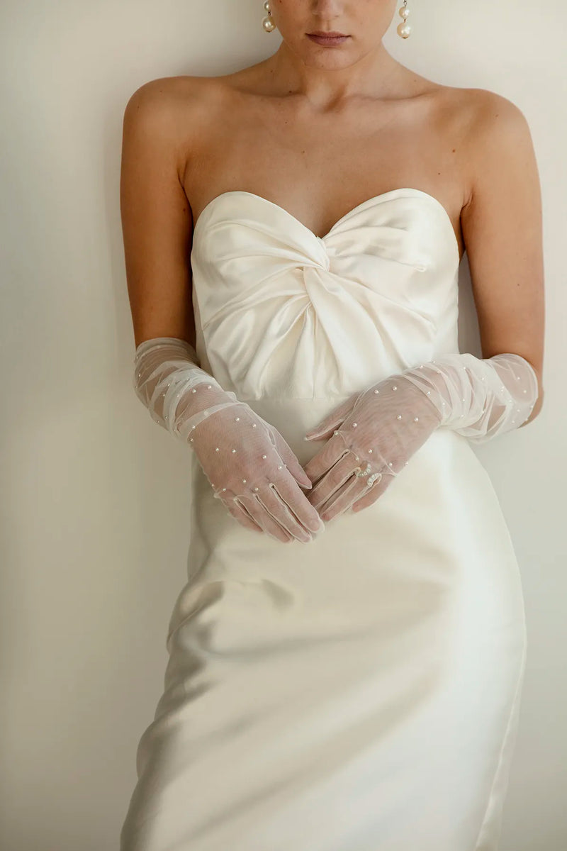 Tulle Pearls Extra Long White